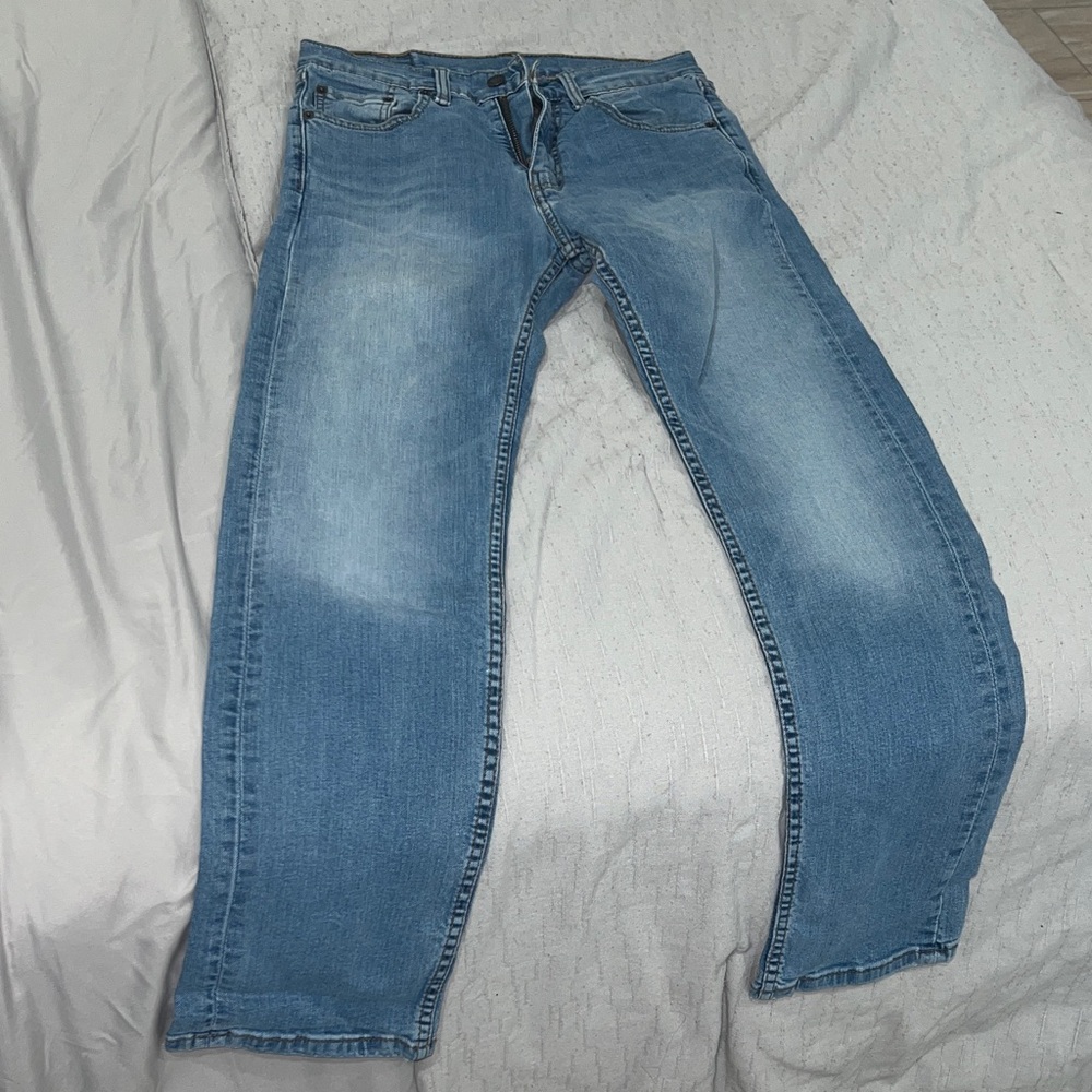 Levi's Relaxed Fit Light Blue Jeans